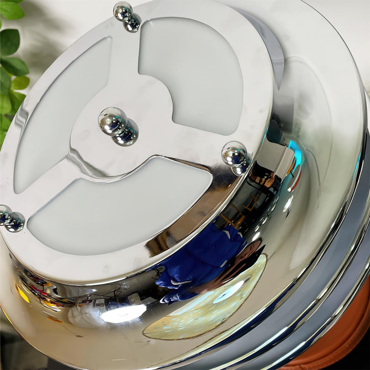 Veliaya Table Lamp