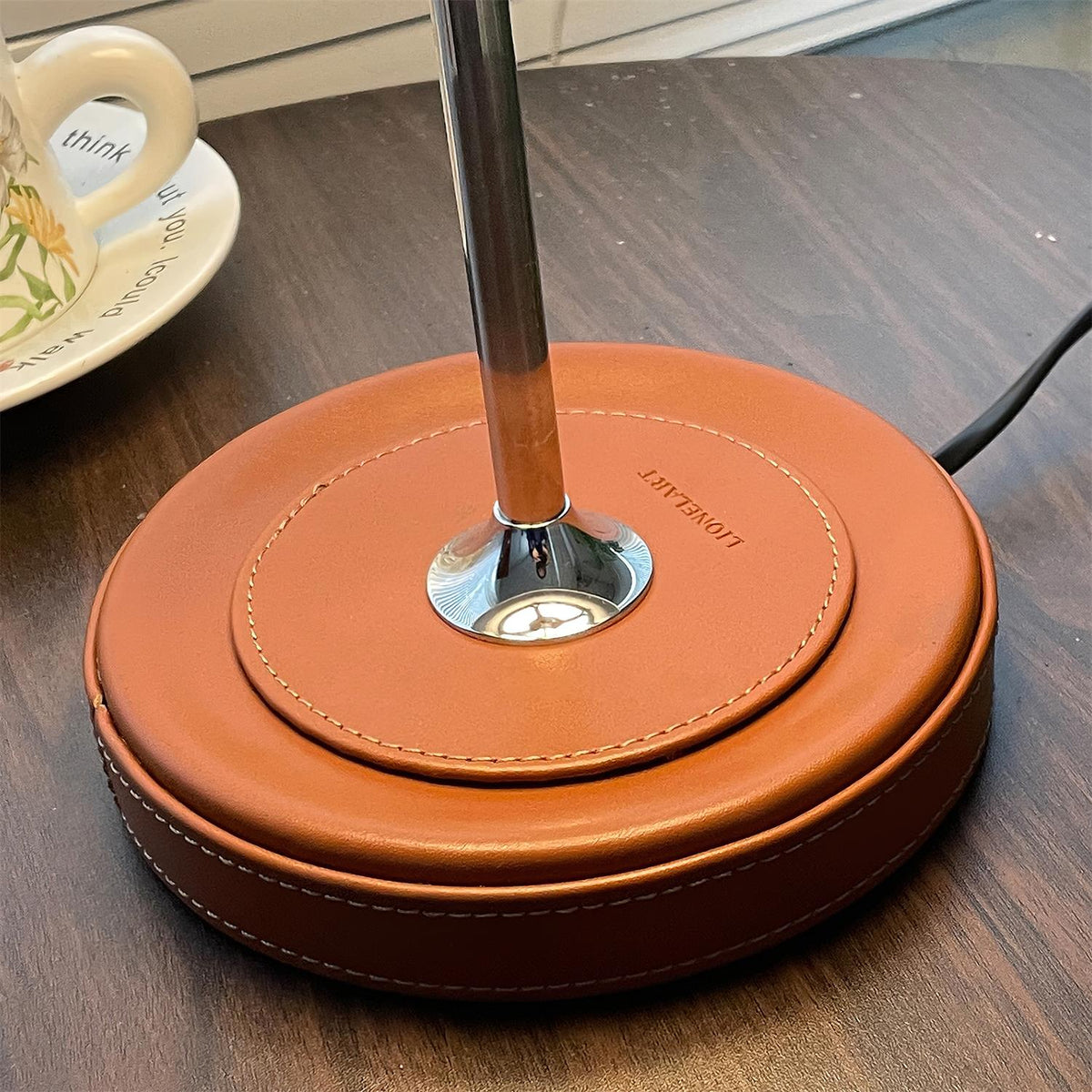 Veliaya Table Lamp
