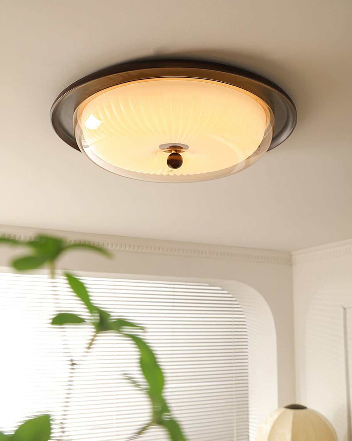 Veleline Ceiling Light