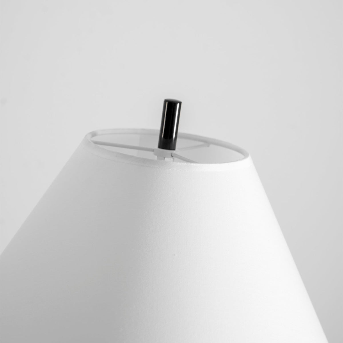 Mirareria Floor Lamp