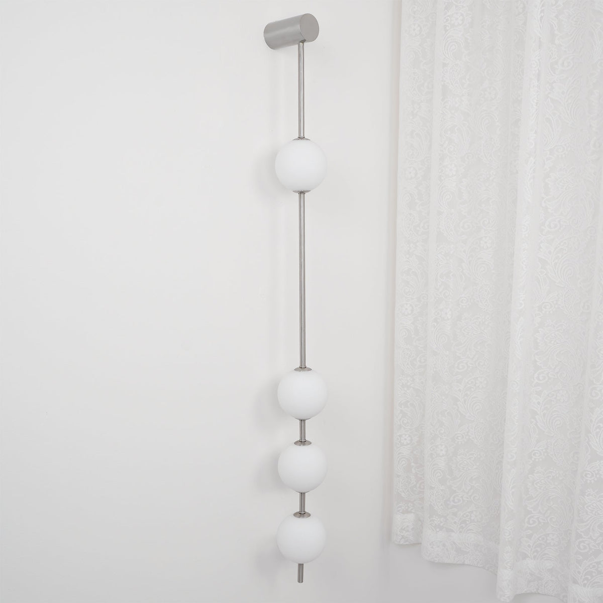 Soloiella Wall Lamp Vertical Balls Brass