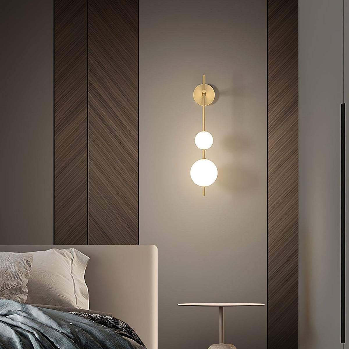 Renidol Vertical Globe Wall Lamp