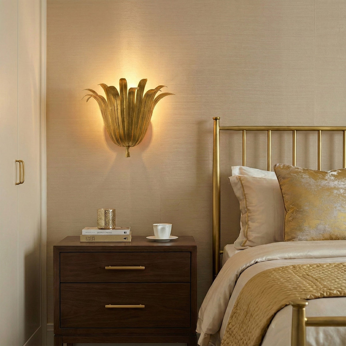 Isadora Wall Lamp