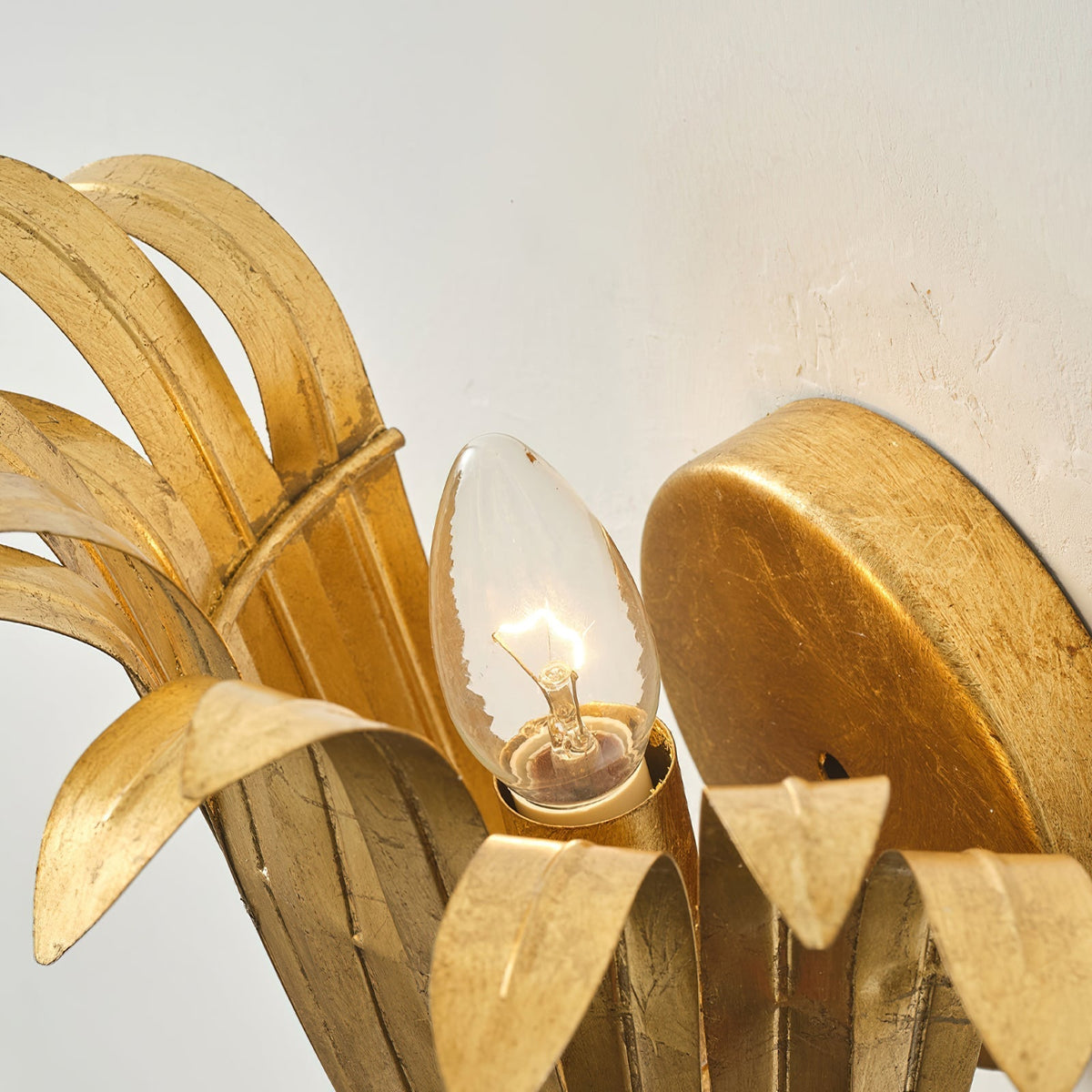 Isadora Wall Lamp