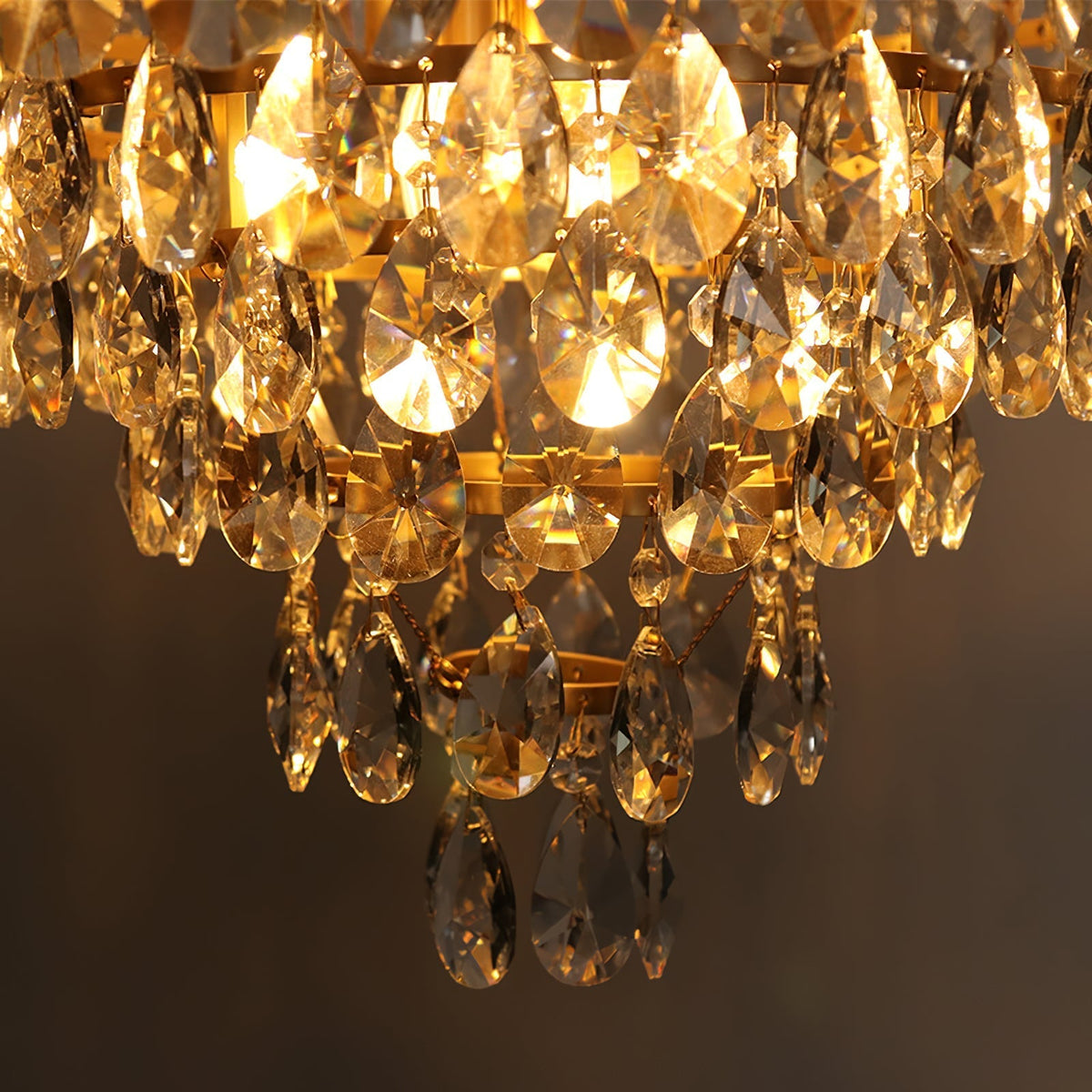 Luxeian Vintage Crystal Chandelier
