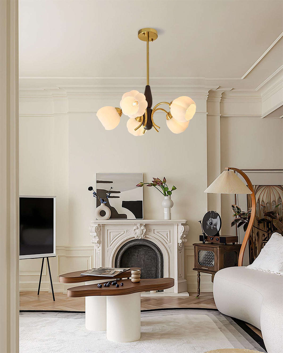 Wirus Chandelier