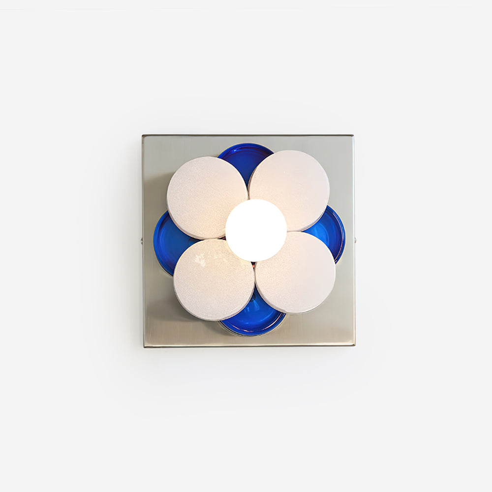 Velenaya Wall Lamp