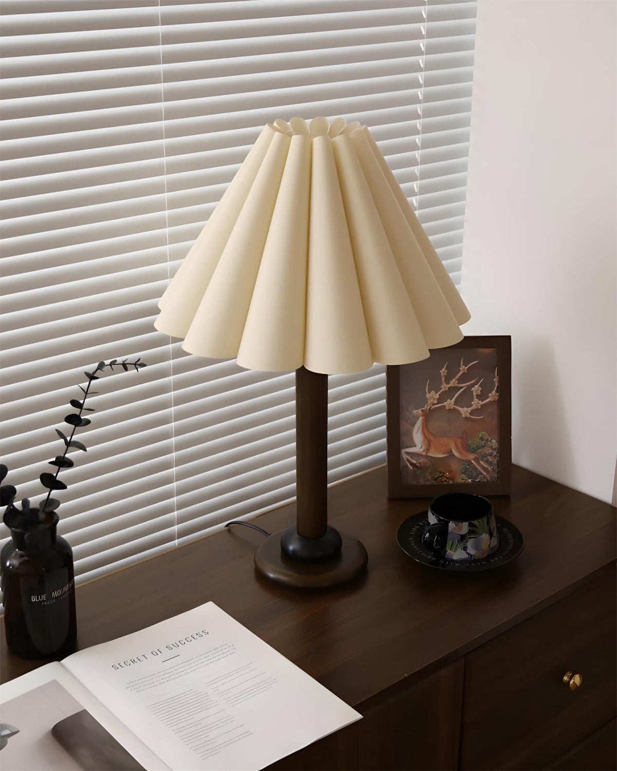 Selisielle Table Lamp