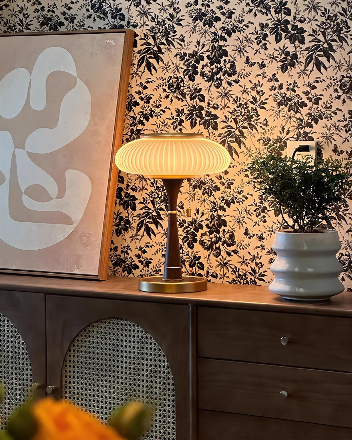 Rivaeria Table Lamp