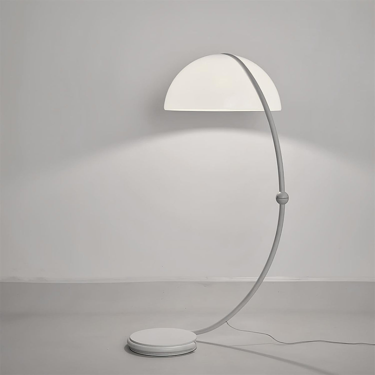 Sweep Floor Lamp