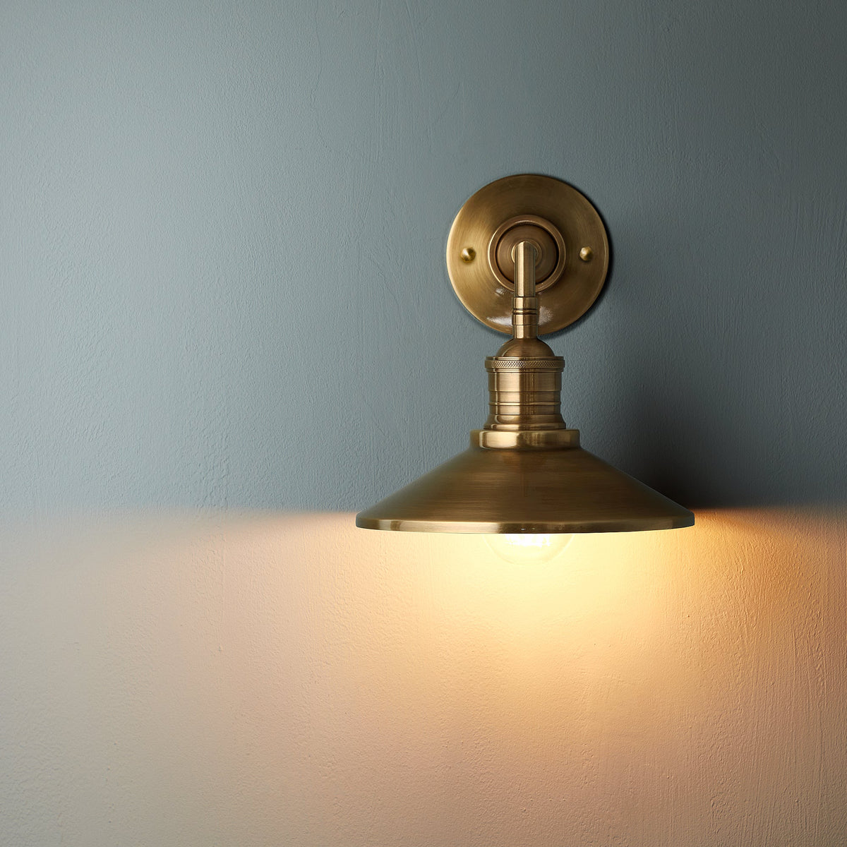 Mugokun Brass Indoor Wall Lamp