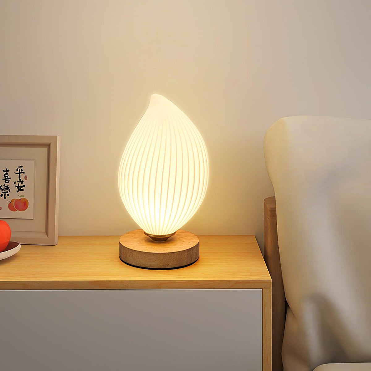 Viraaena Table Lamp