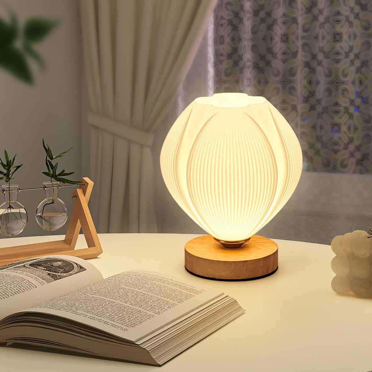 Viraaena Table Lamp