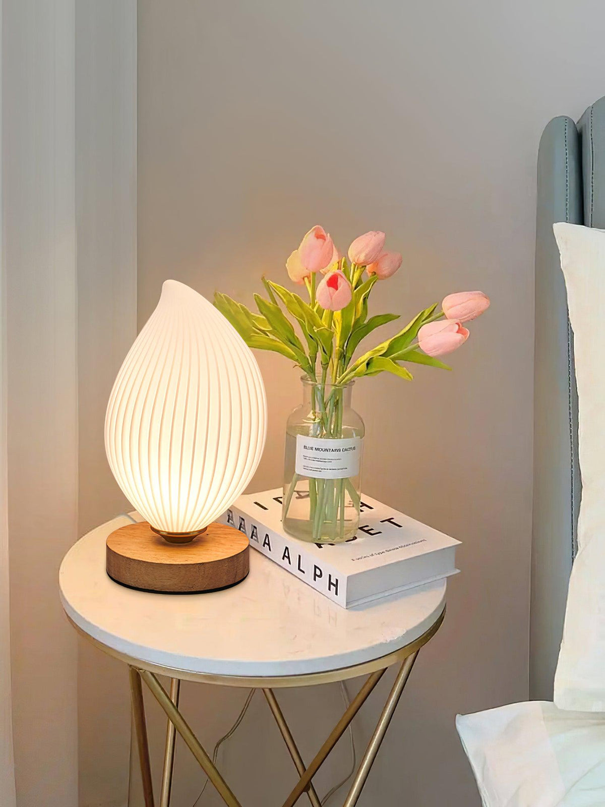 Viraaena Table Lamp