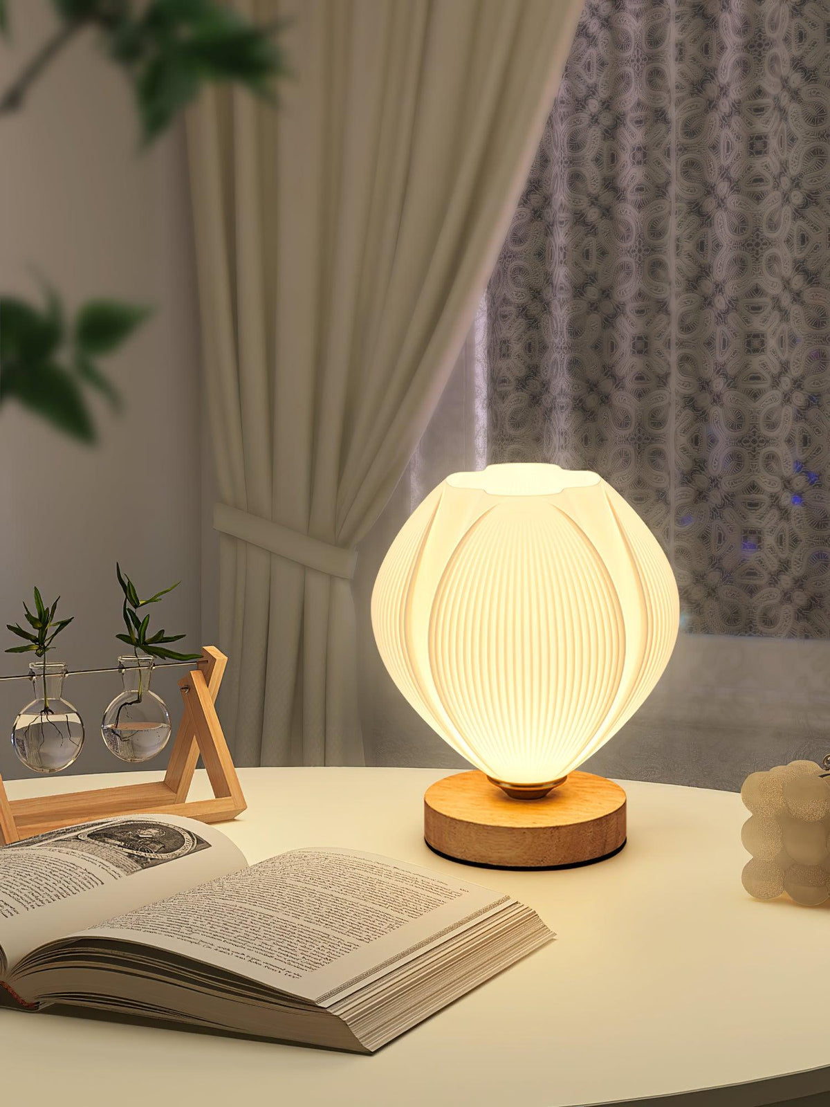 Viraaena Table Lamp