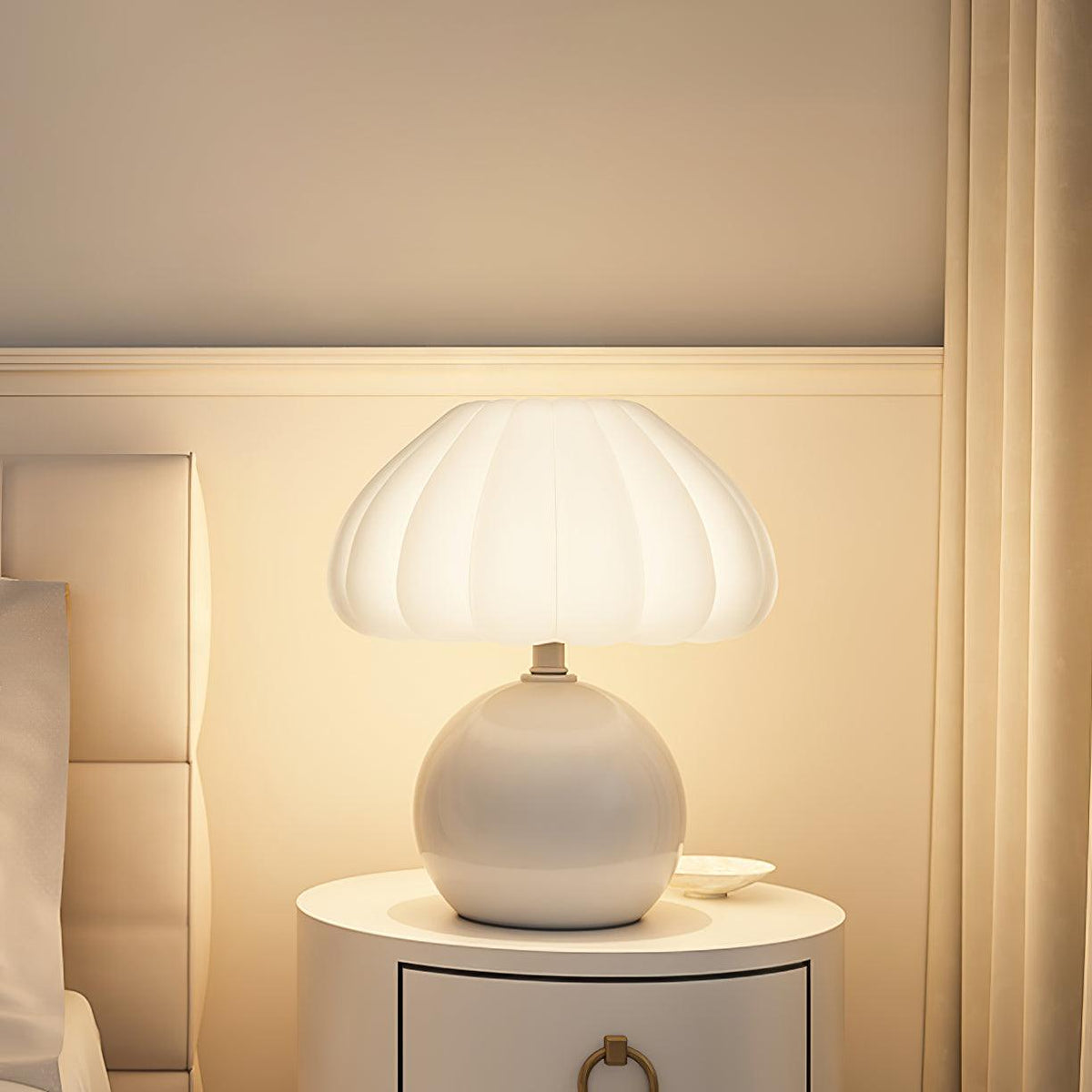 Elaeelle Table Lamp