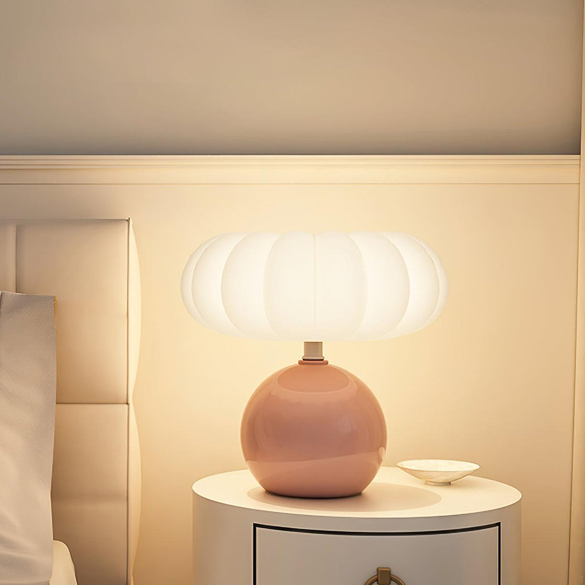 Elaeelle Table Lamp