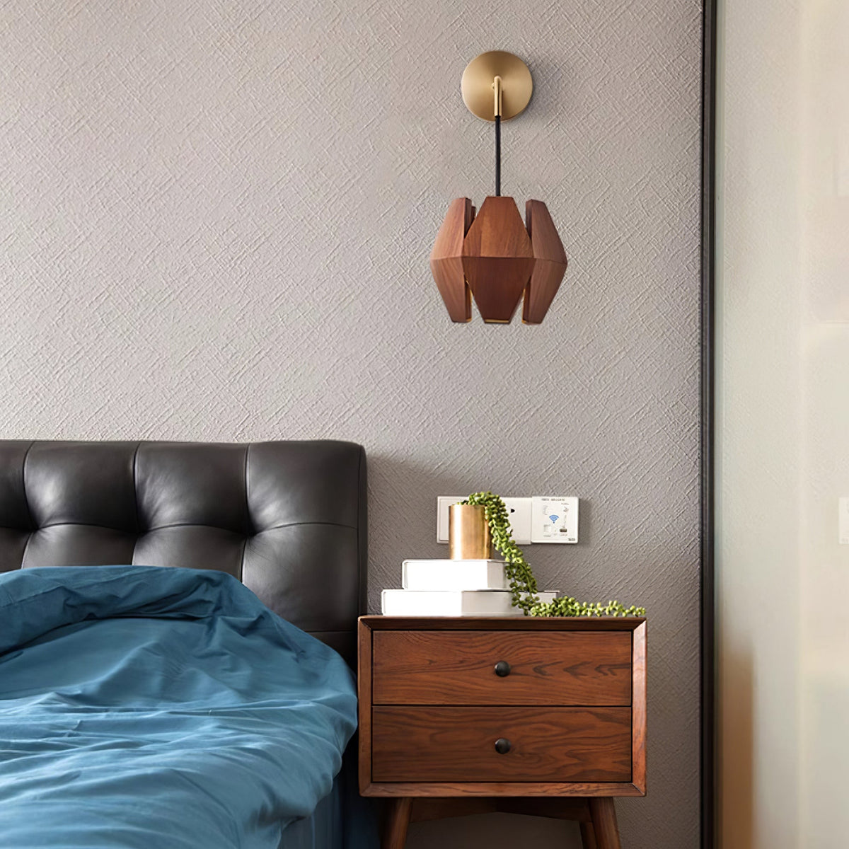 Norirelle Wall Light