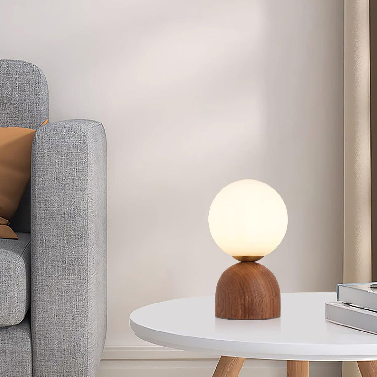 Renaaine Table Lamp