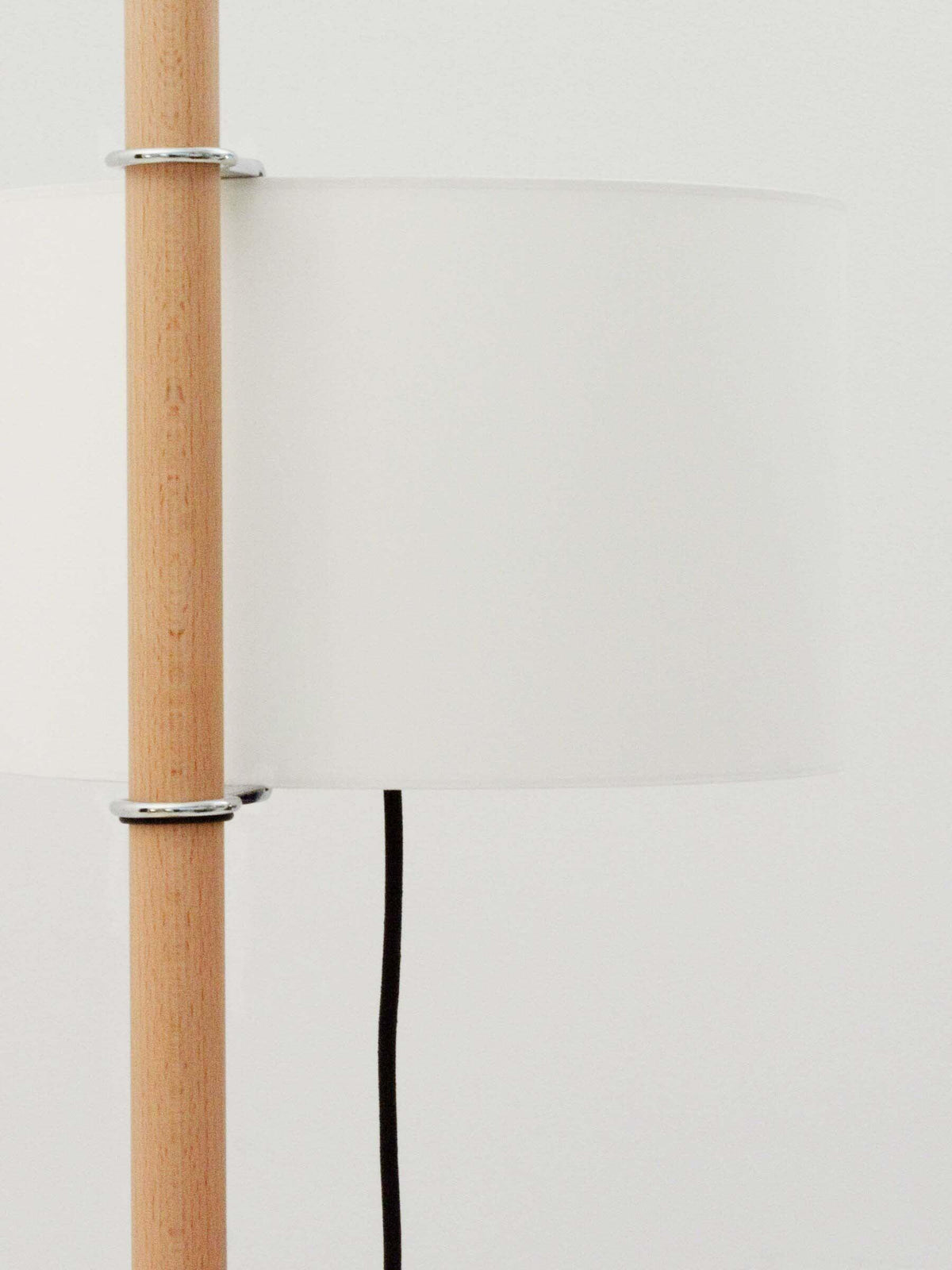 Selinira Floor Lamp