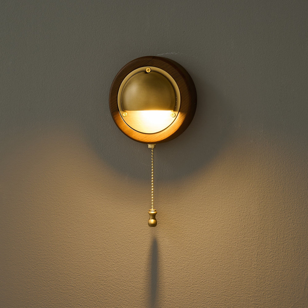 Delvaux Signal Wall Lamp