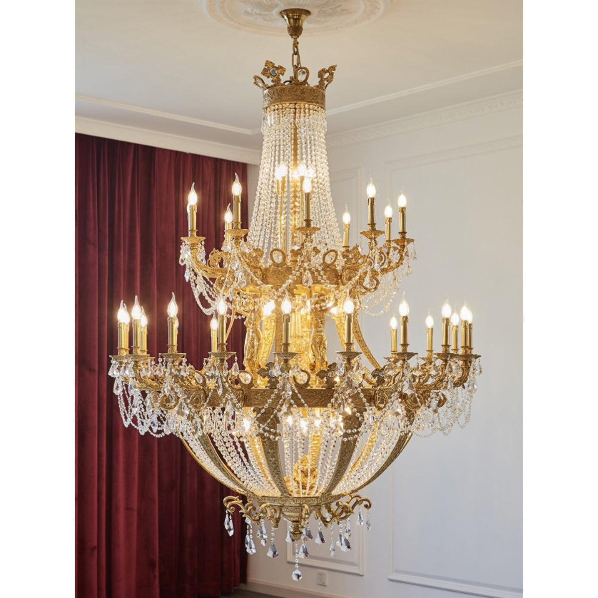Calorira Grand Chandelier