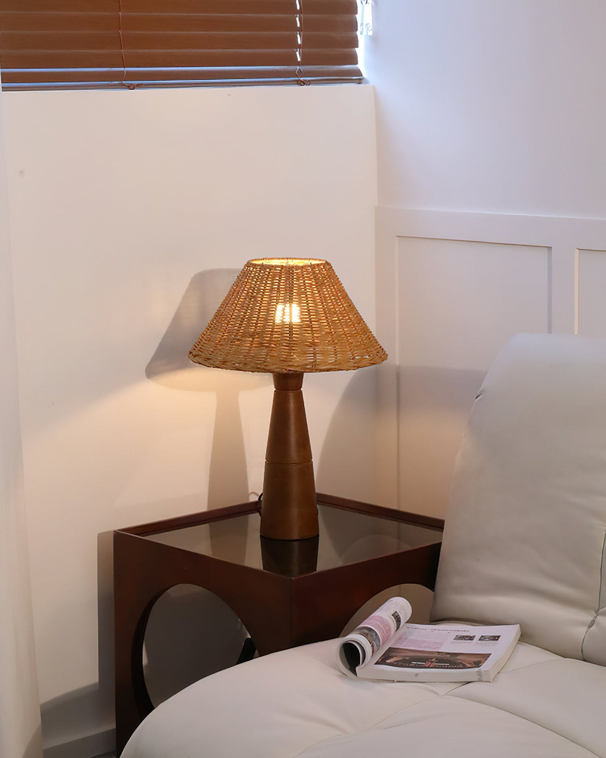 Orelanelle Table Lamp