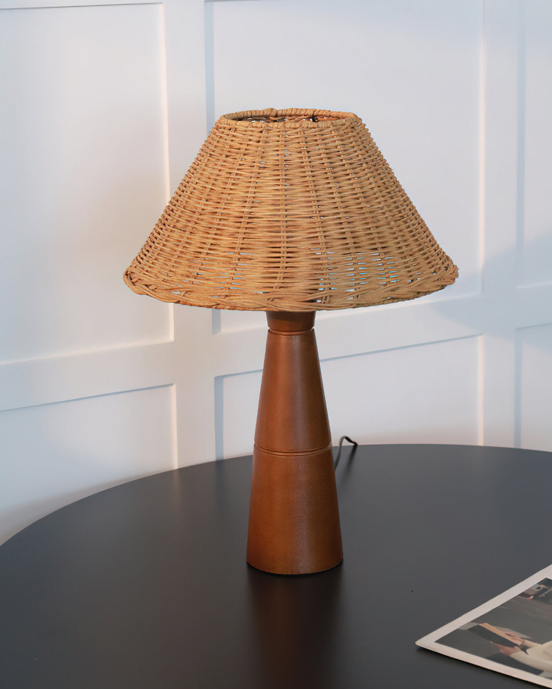 Orelanelle Table Lamp