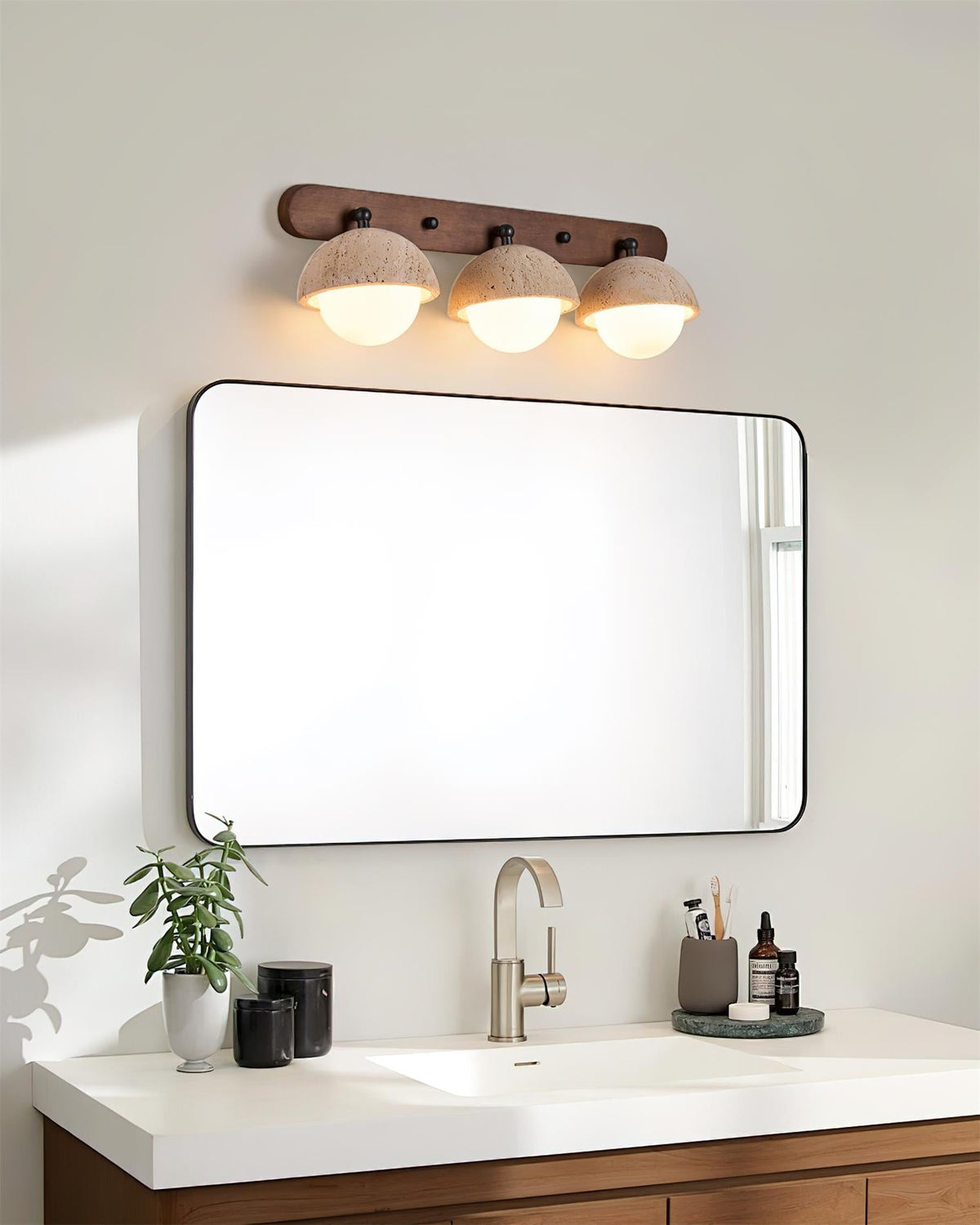 Cirenise Wall Lamp