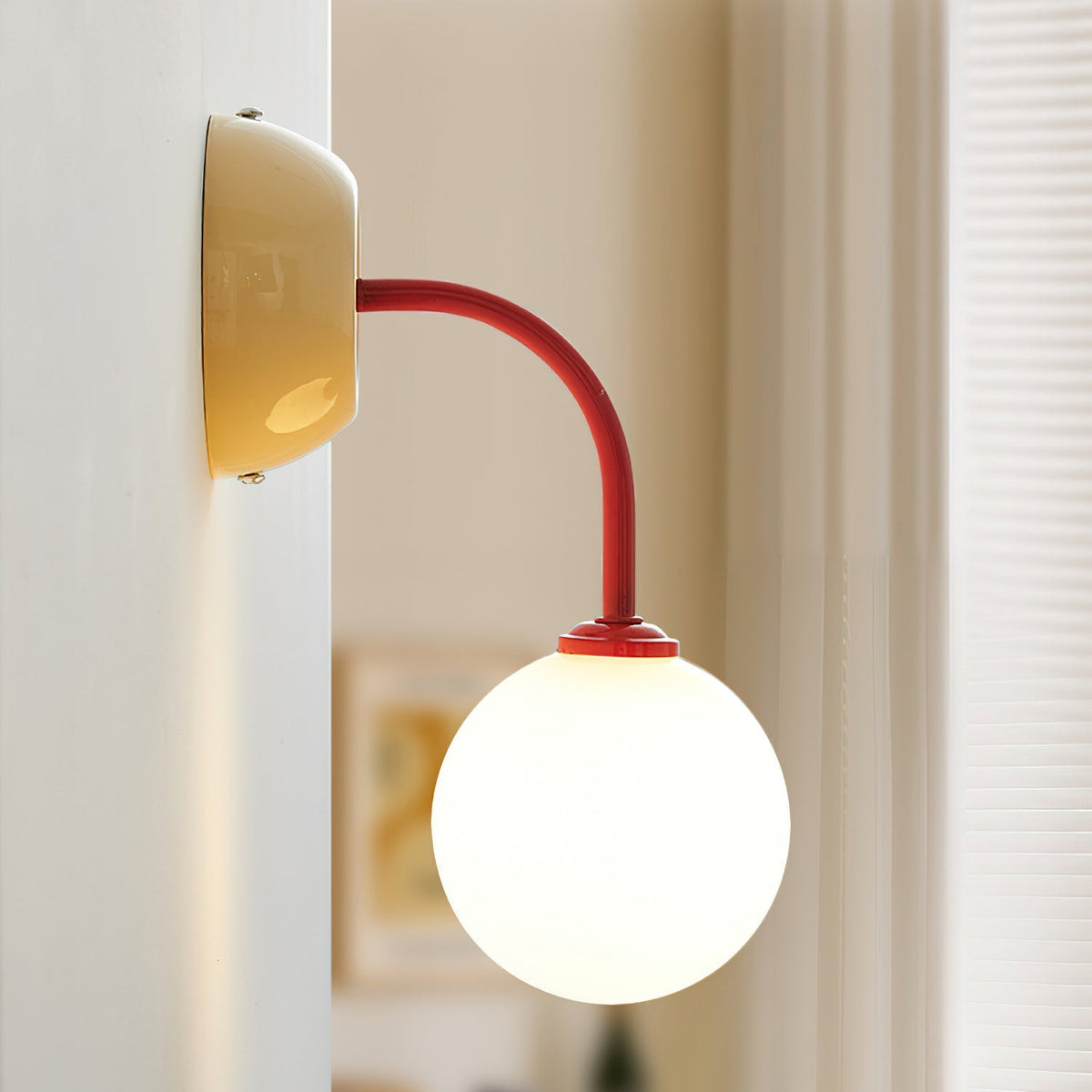 Zesta Wall Lamp