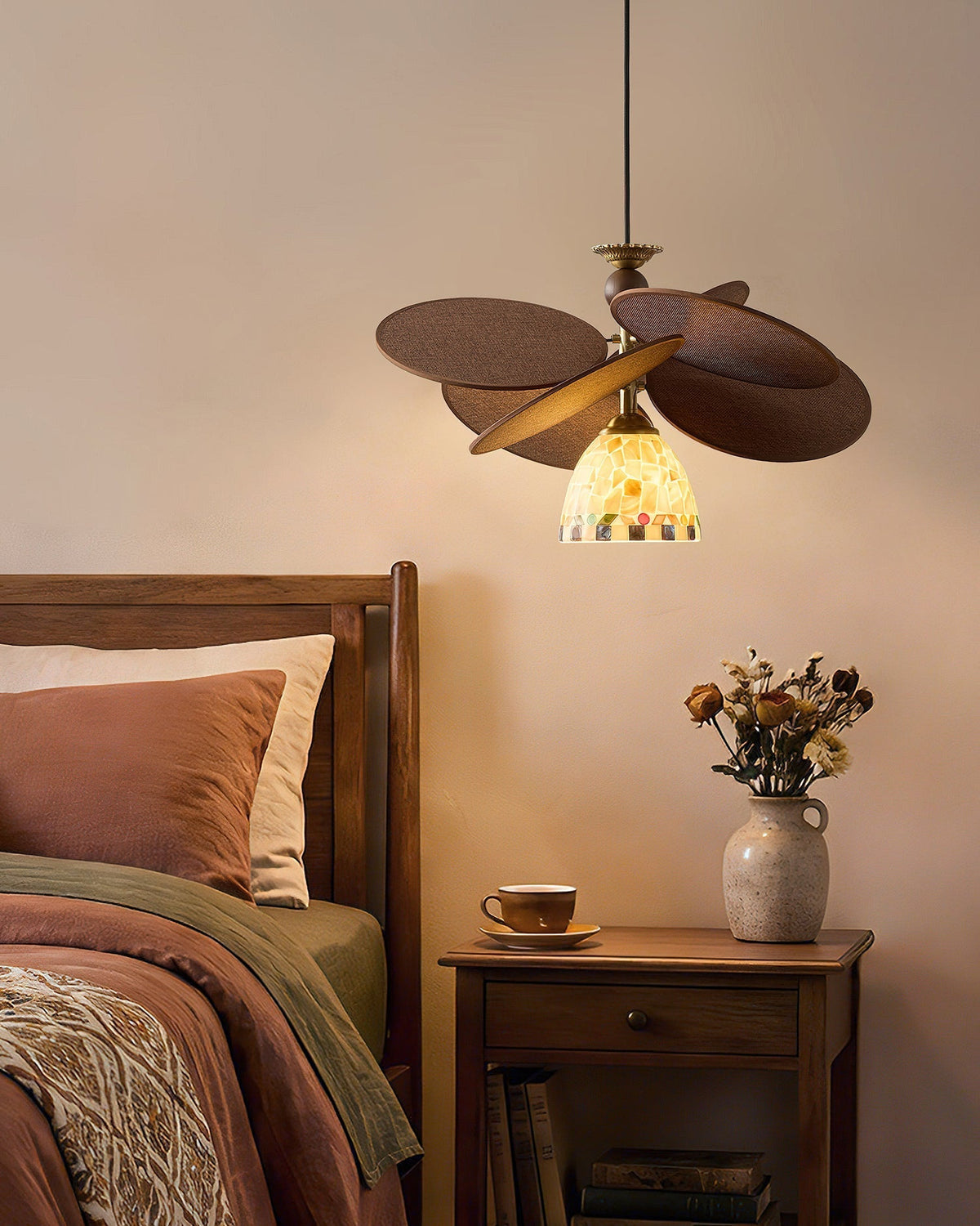 Teriiselle Flora Chandelier