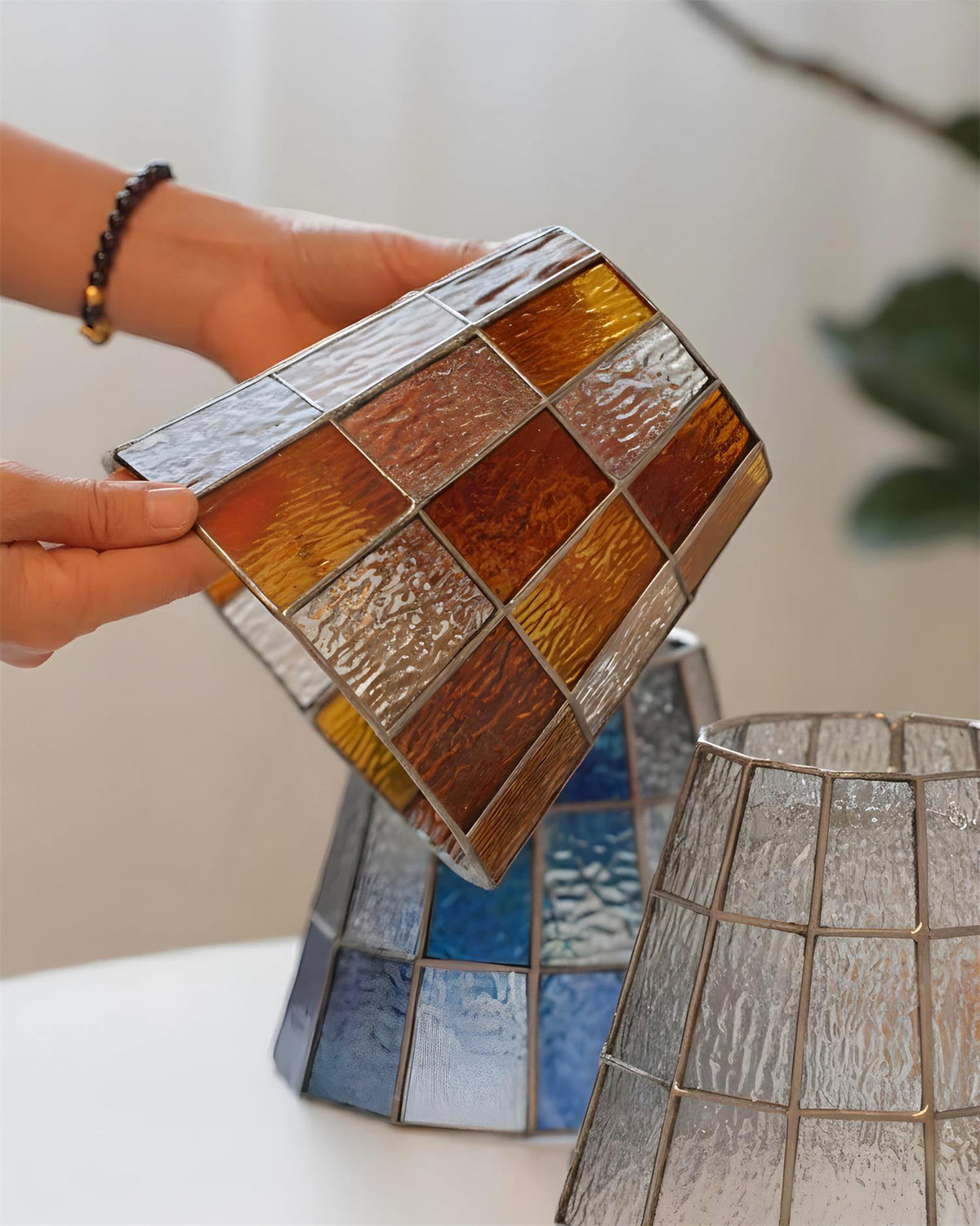 Lanviro Glass Pendant Lamp