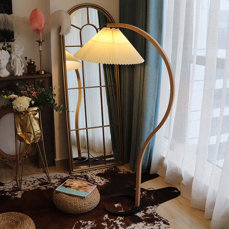 Punubak Unique LED Floor Lamp, Wood/Metal, Living Room