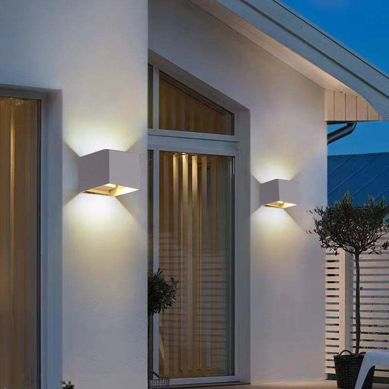 Eronil Modern Adjustable Square Outdoor Wall Lamp LED-Neutral Decor