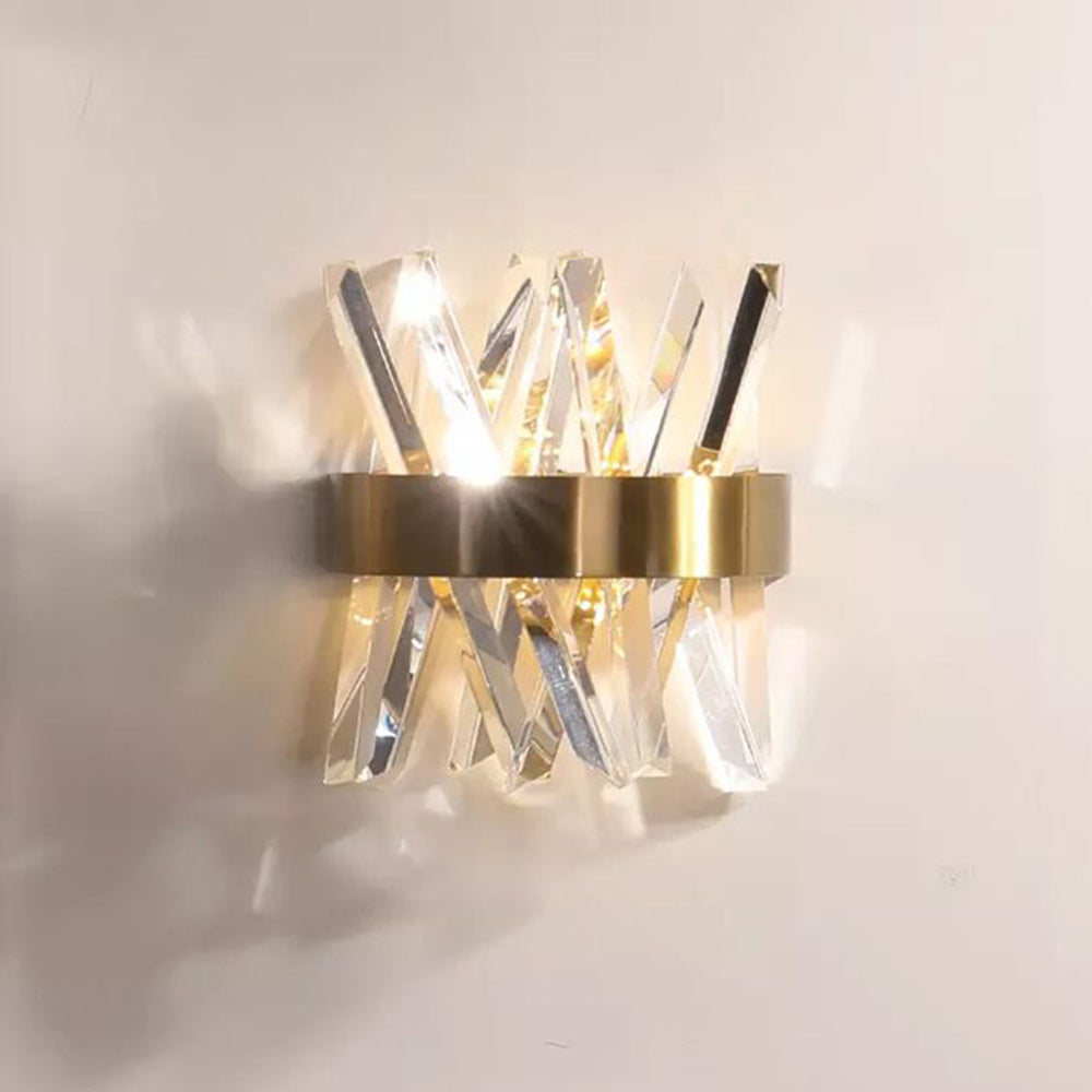 Cikutar Decorative Geometric Crystal/Metal Wall Lamp, Gold