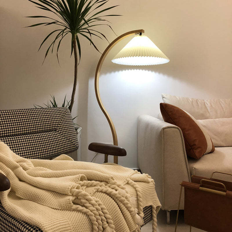 Punubak Unique LED Floor Lamp, Wood/Metal, Living Room