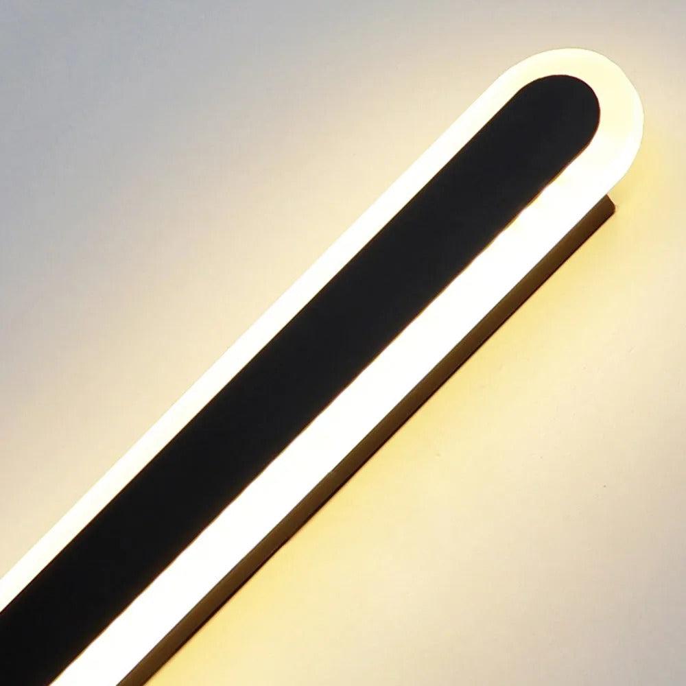 Rio Outdoor Wall Lamp Linear Oval-Neutral Decor