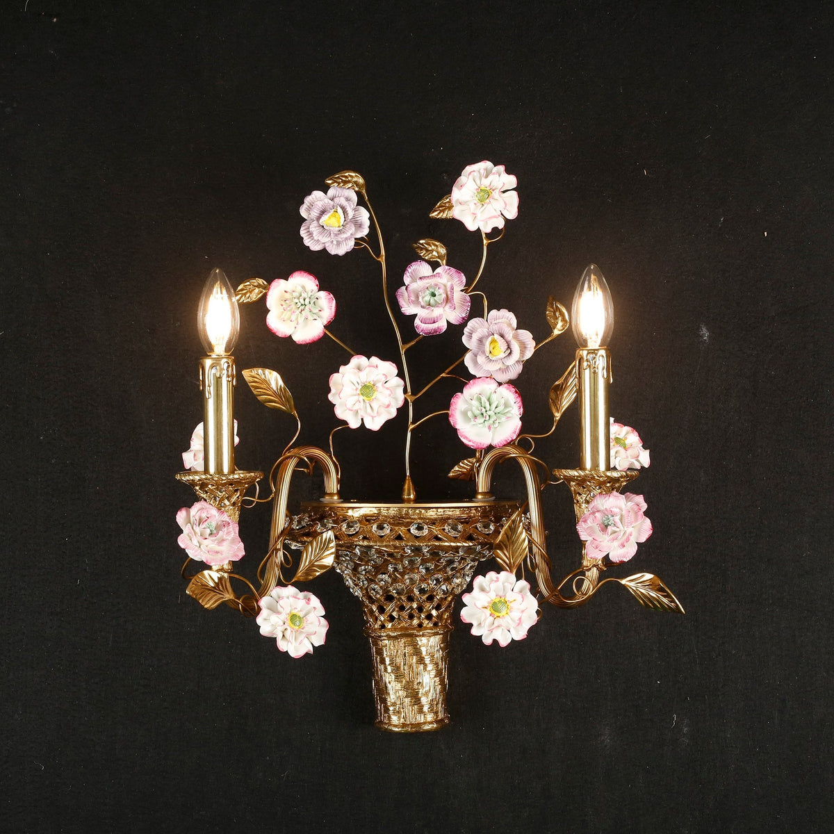 Violette Wall Lamp